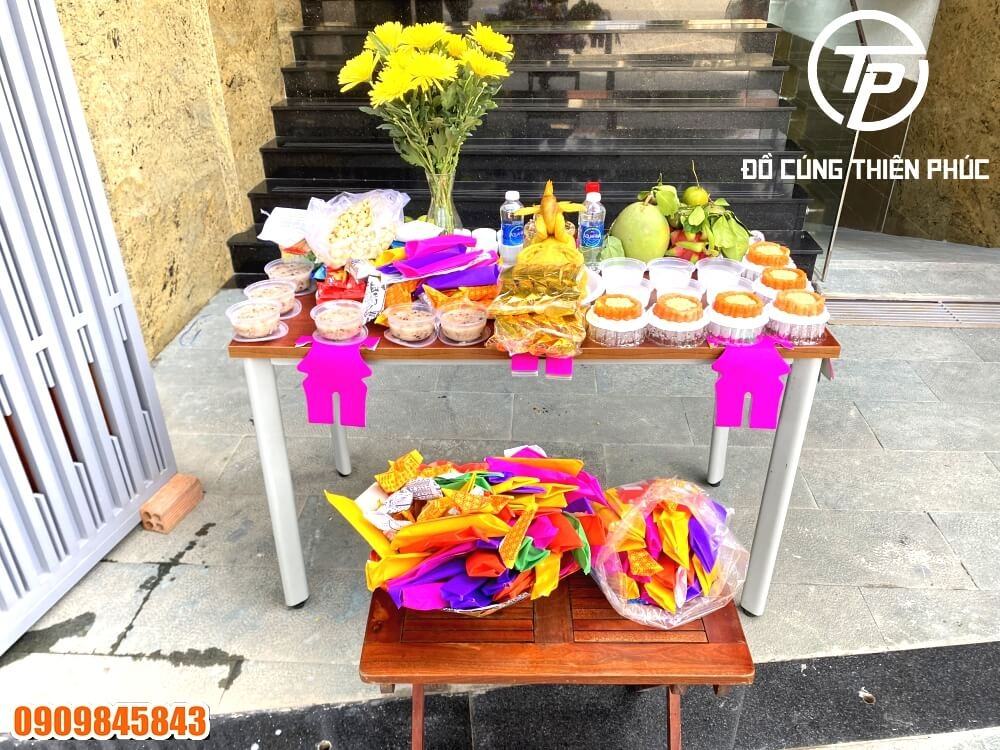 Cúng cô hồn (Mùng 2 và 16 Âm Lịch)