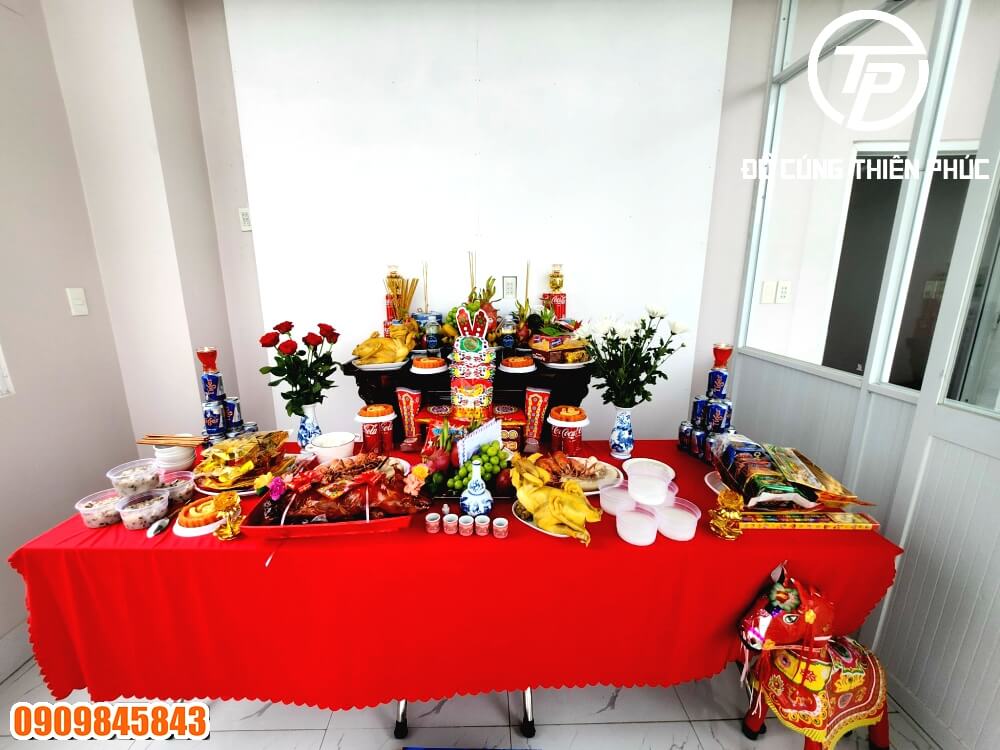 Mâm Cúng Gia Tiên