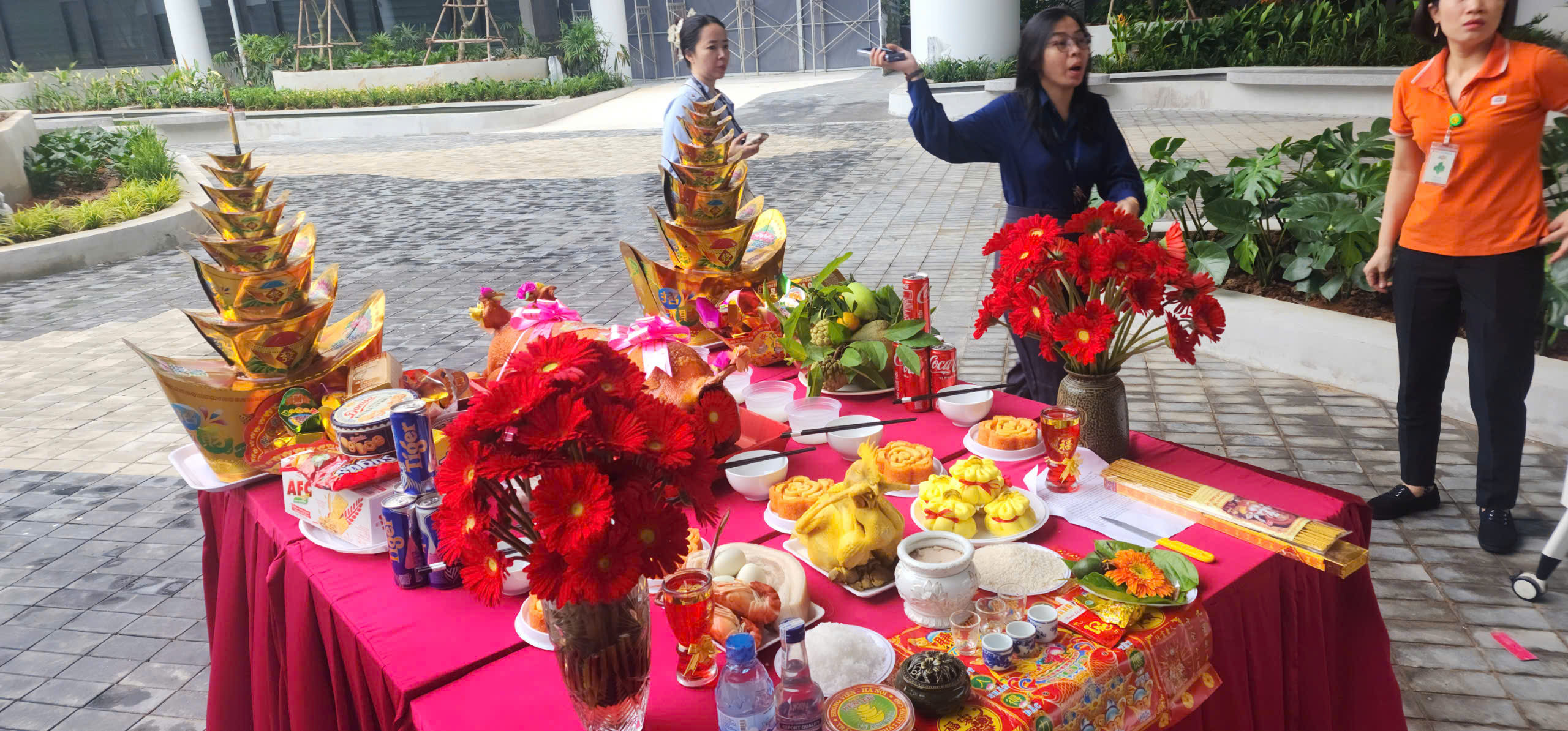 Mâm Cúng Văn Phòng Mới