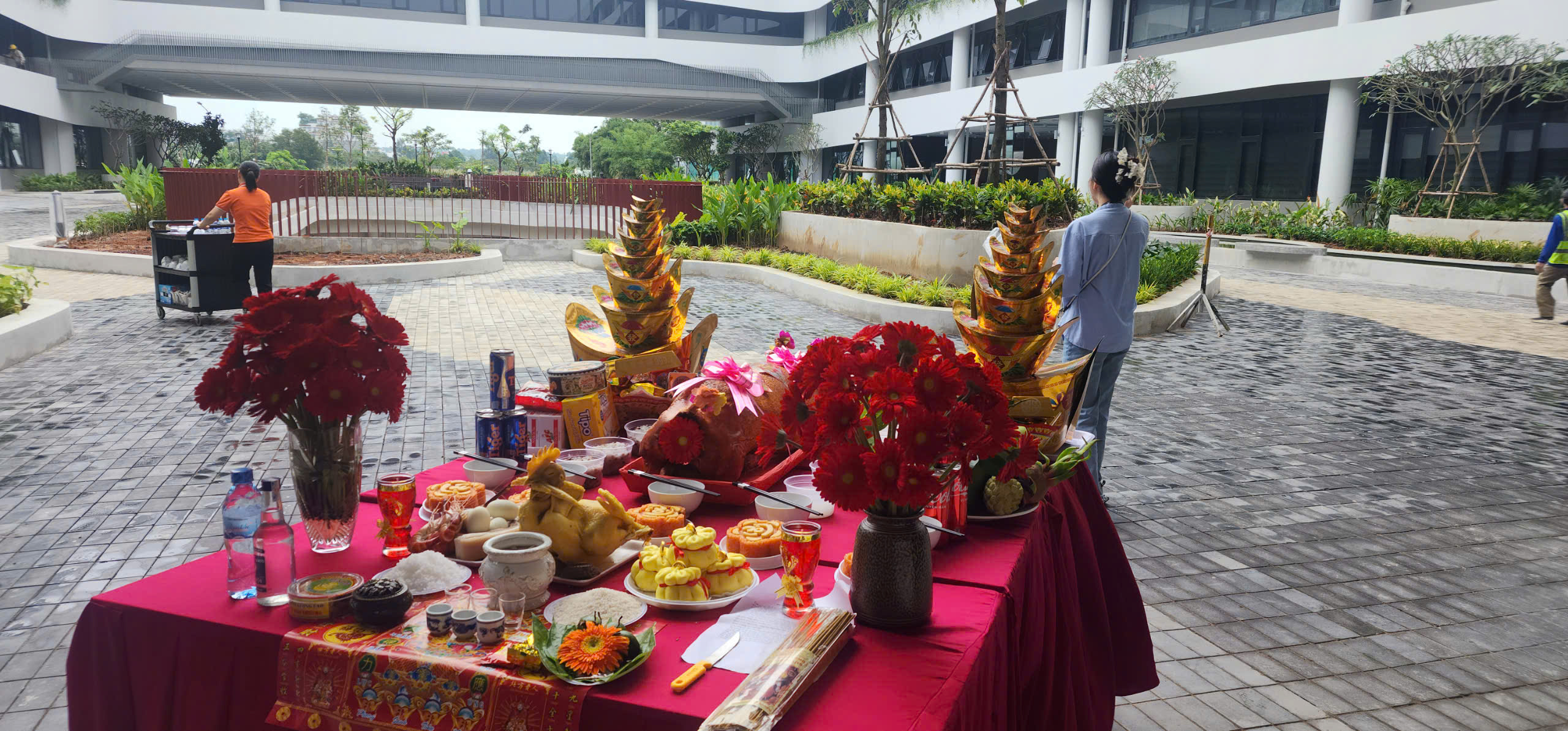 Mâm Cúng Văn Phòng Mới